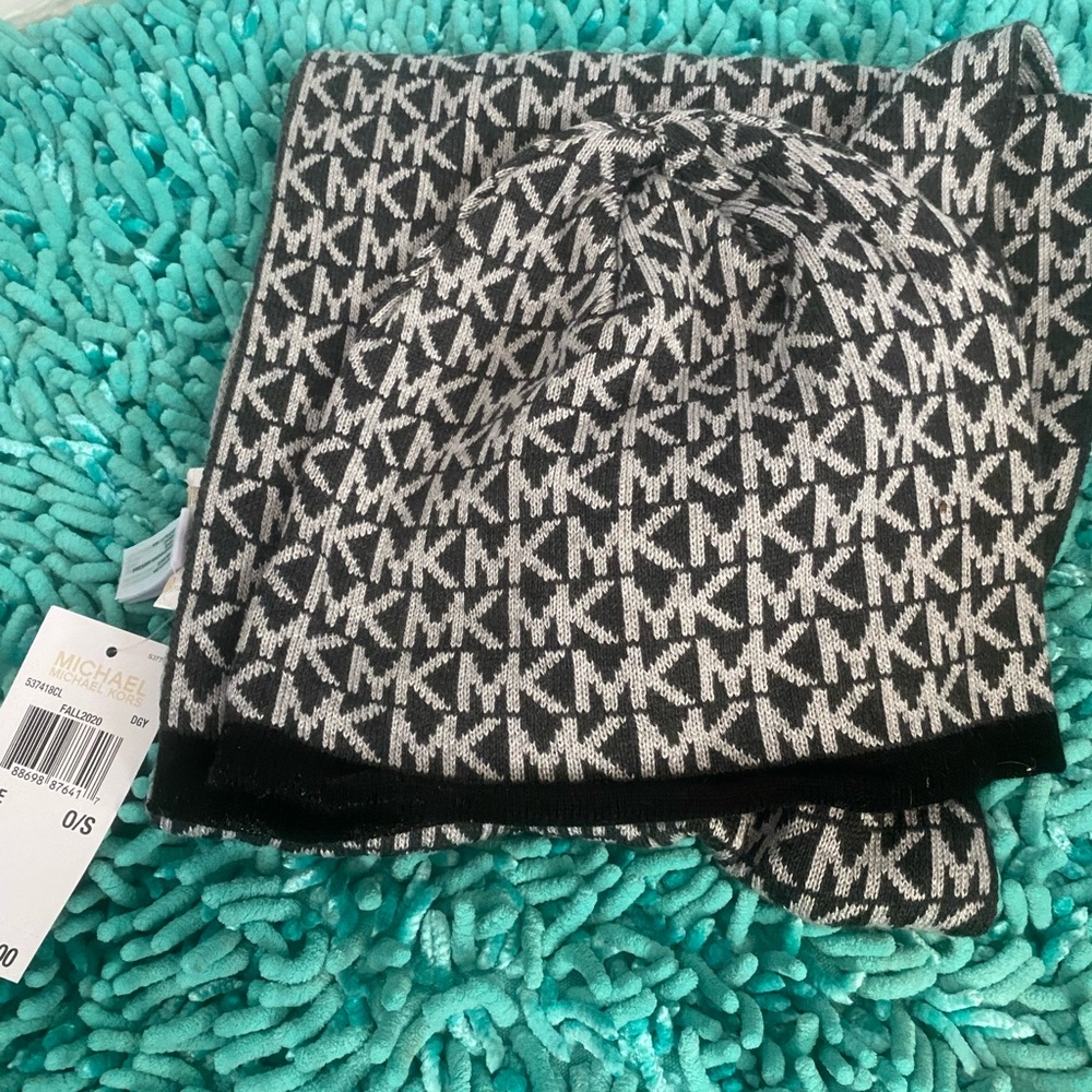 michael kors hat and scarf